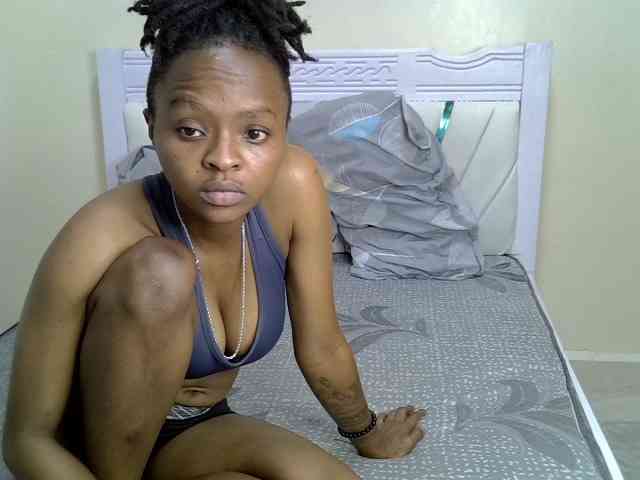 CozyCoupleVibes webcam