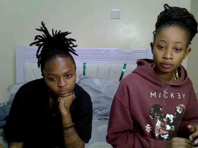 CozyCoupleVibes