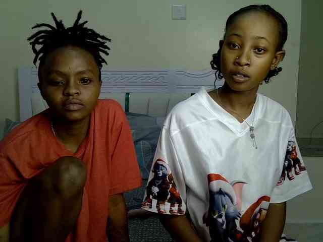 CozyCoupleVibes webcam