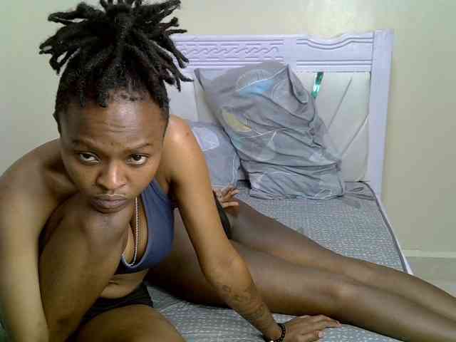 CozyCoupleVibes webcam
