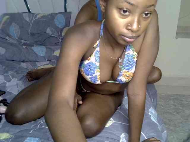 CozyCoupleVibes webcam