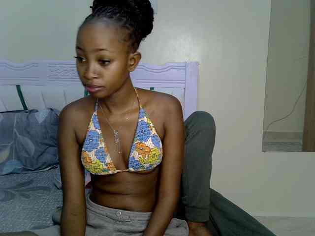 CozyCoupleVibes webcam