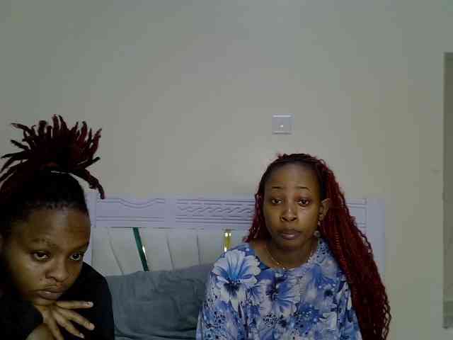 CozyCoupleVibes webcam
