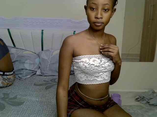CozyCoupleVibes webcam