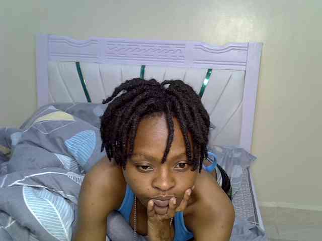 CozyCoupleVibes webcam