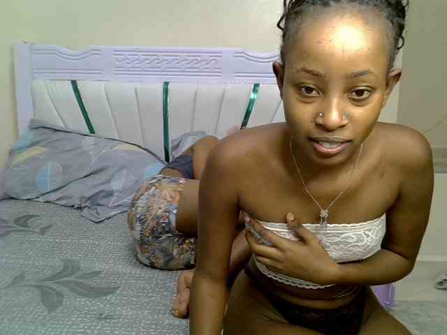 CozyCoupleVibes webcam