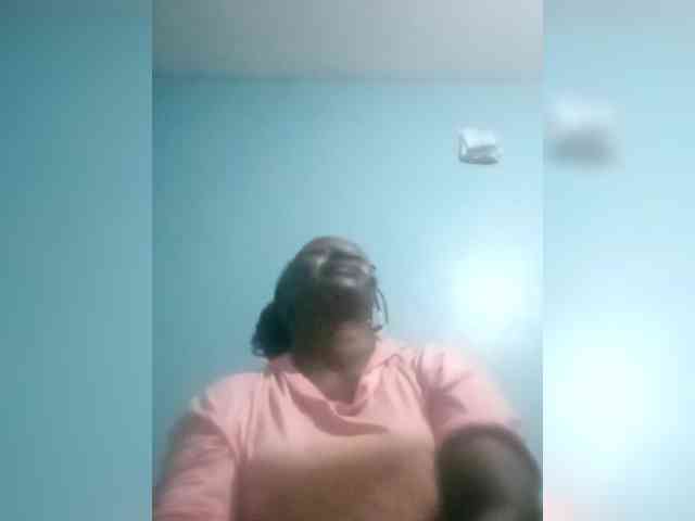 Princessbecky Live Webcam on BongaCams