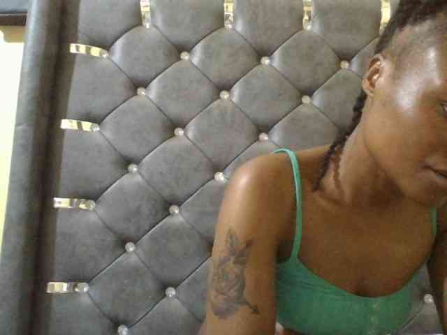 Maggieh22 webcam