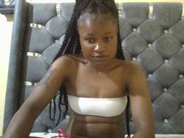 Maggieh22 webcam