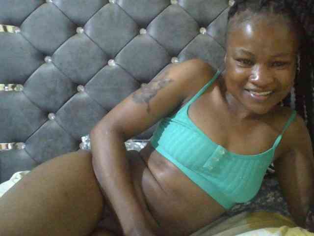 Maggieh22 webcam