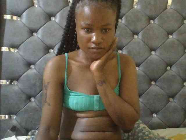 Maggieh22 webcam