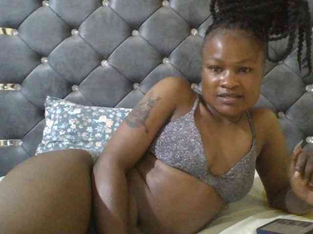 Maggieh22 webcam