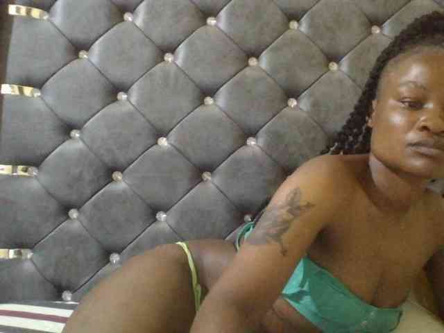 Maggieh22 webcam