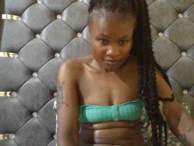 Maggieh22 webcam