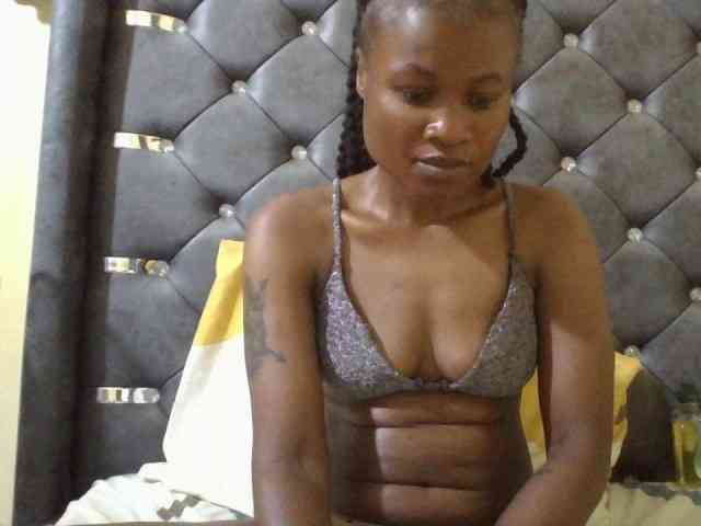 Maggieh22 webcam