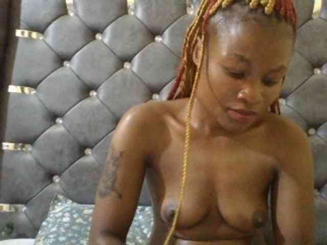 Maggieh22 webcam