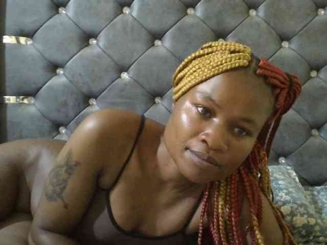 Maggieh22 webcam