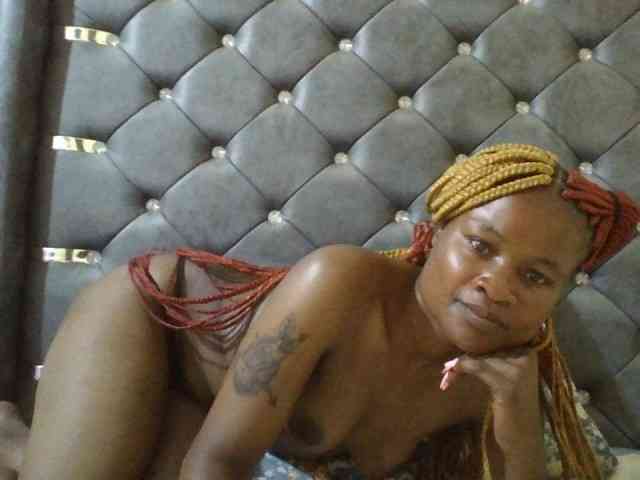 Maggieh22 webcam