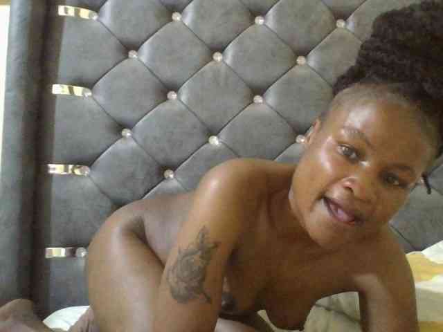 Maggieh22 webcam