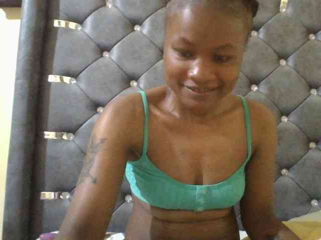 Maggieh22 webcam