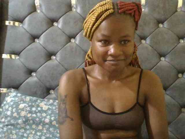 Maggieh22 webcam