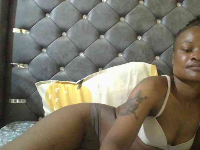 Maggieh22 webcam