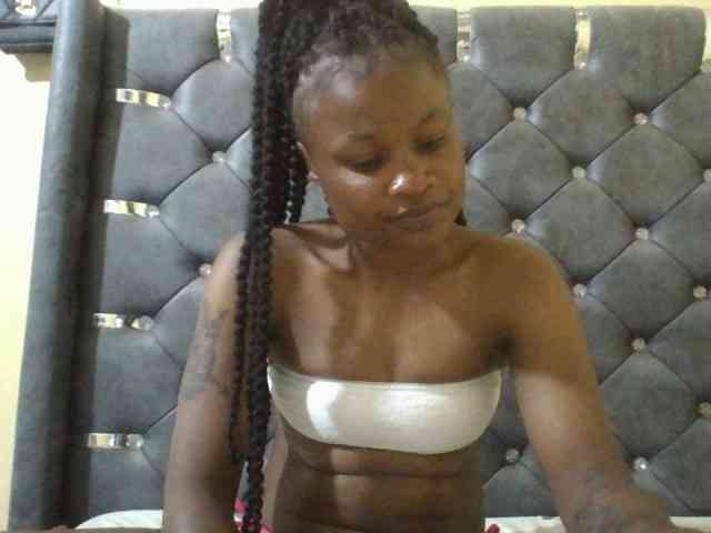 Maggieh22 webcam