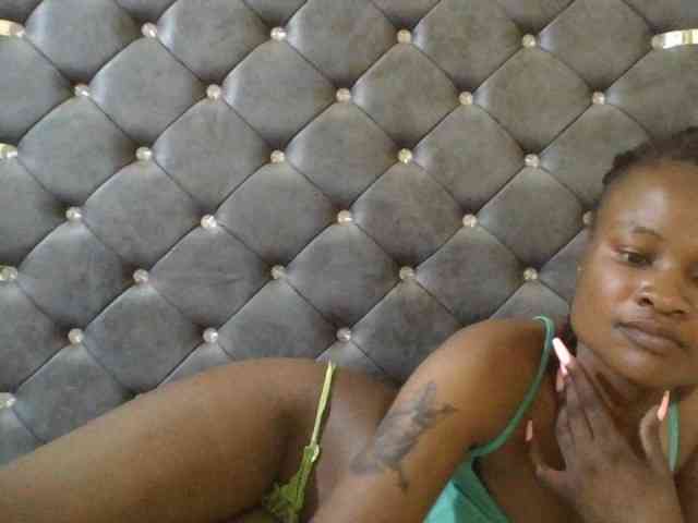 Maggieh22 webcam