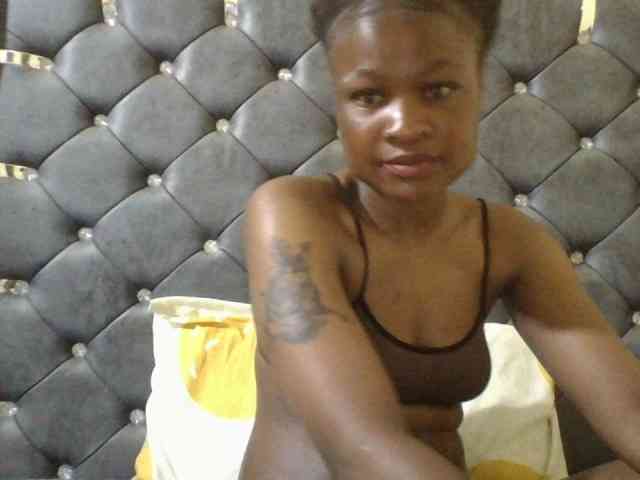Maggieh22 webcam