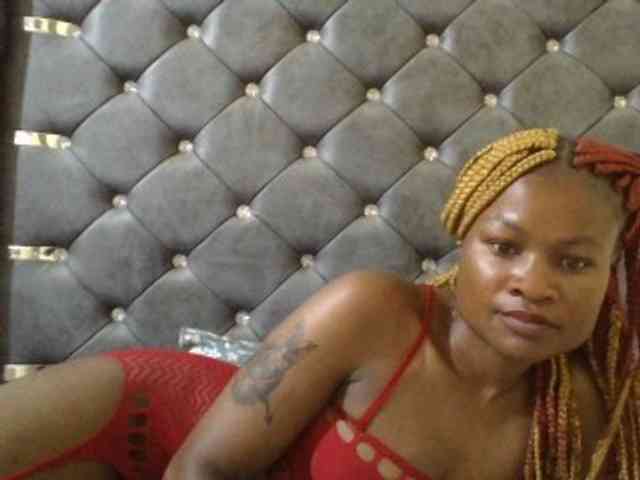 Maggieh22 webcam