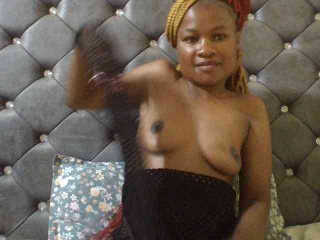 Maggieh22 webcam