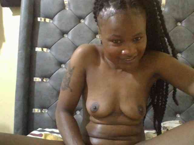 Maggieh22 webcam