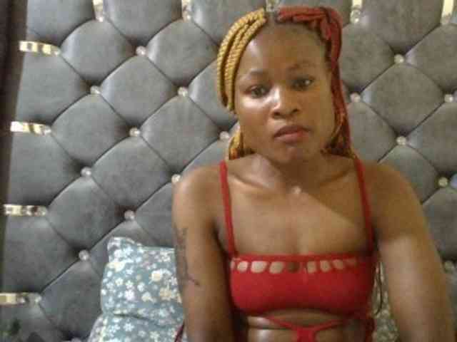 Maggieh22 webcam