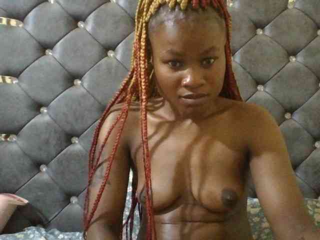 Maggieh22 webcam