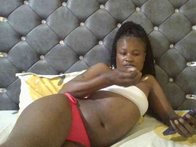 Maggieh22 webcam