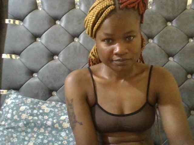 Maggieh22 webcam
