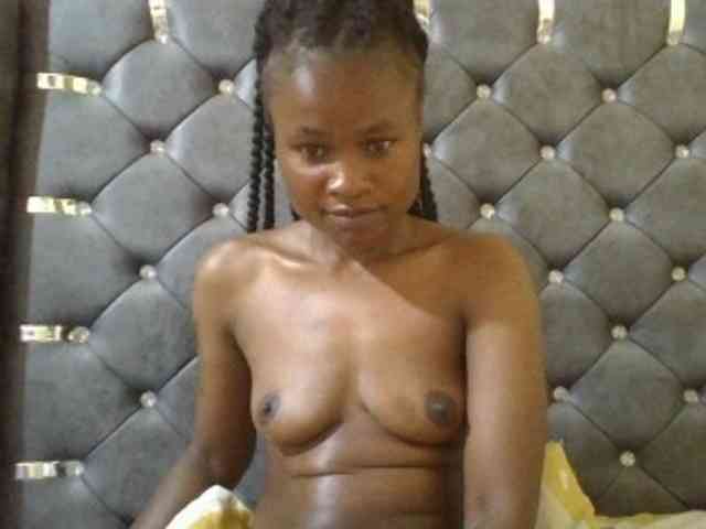 Maggieh22 webcam