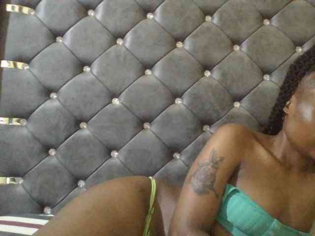 Maggieh22 webcam