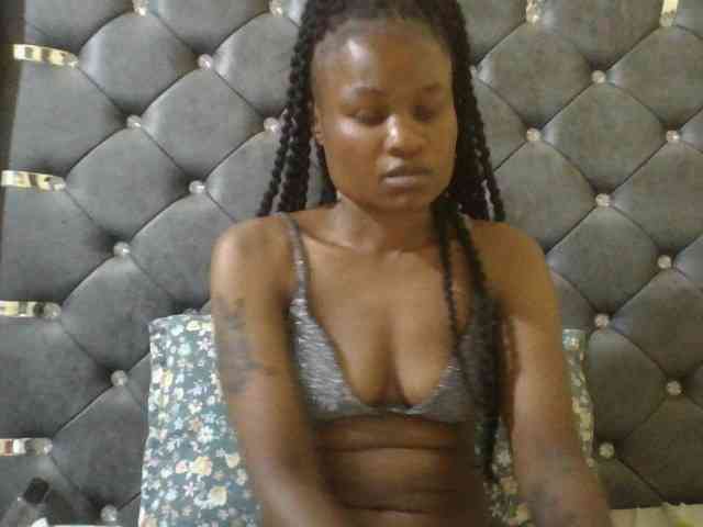 Maggieh22 webcam
