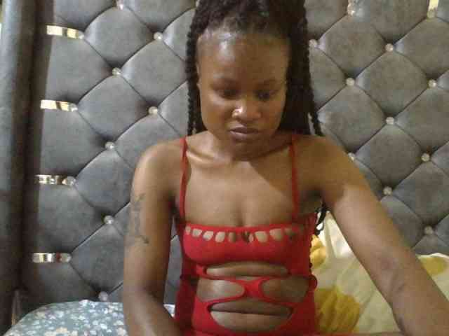 Maggieh22 webcam