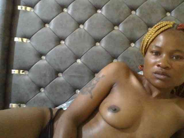 Maggieh22 webcam