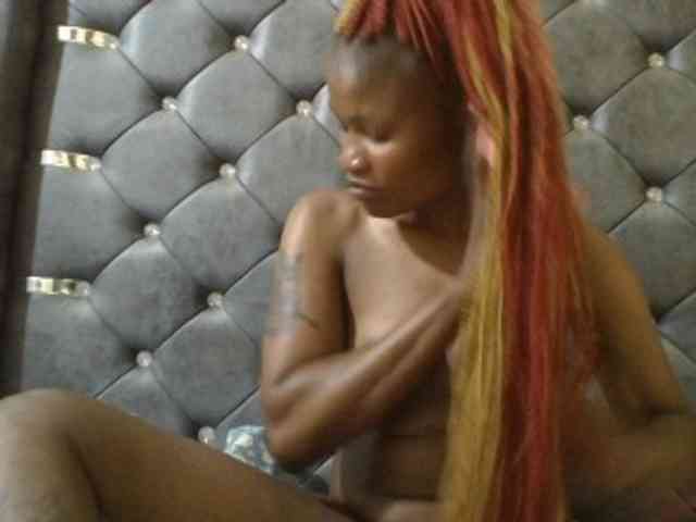 Maggieh22 webcam