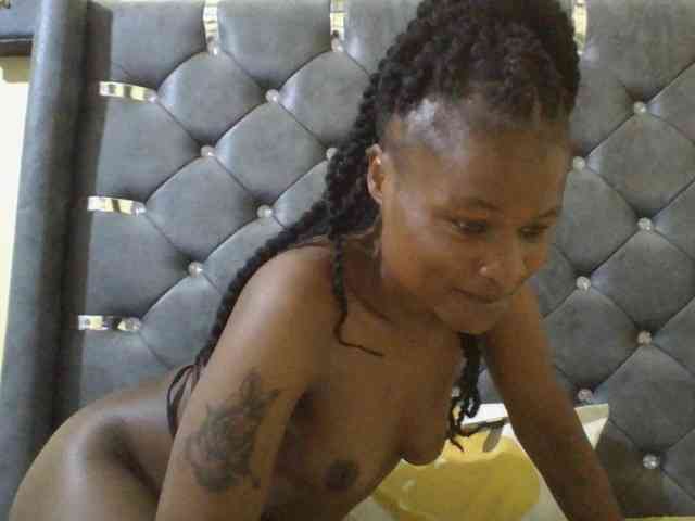Maggieh22 webcam
