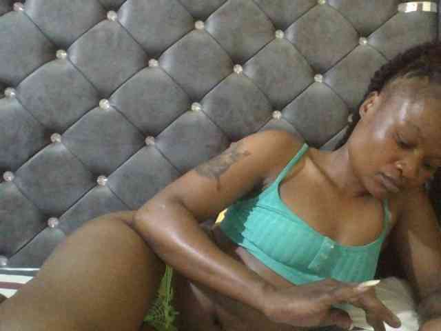 Maggieh22 webcam