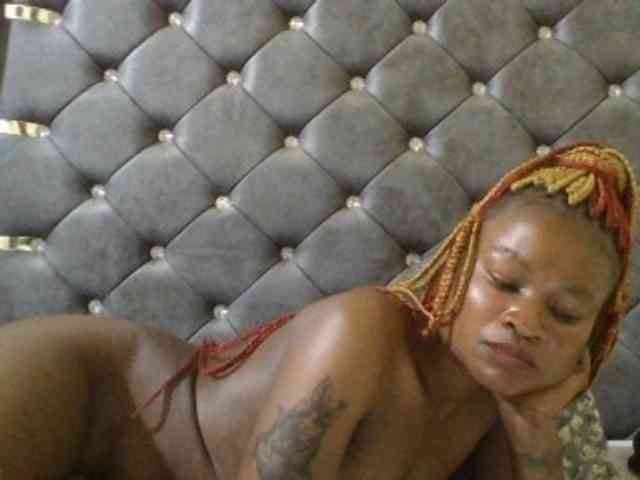 Maggieh22 webcam