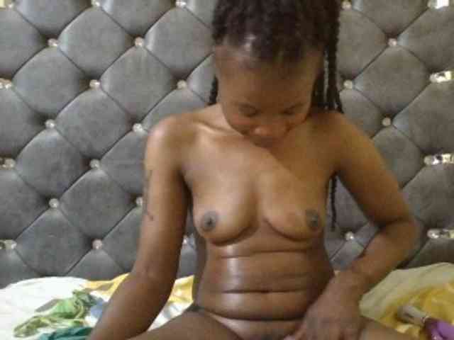 Maggieh22 webcam