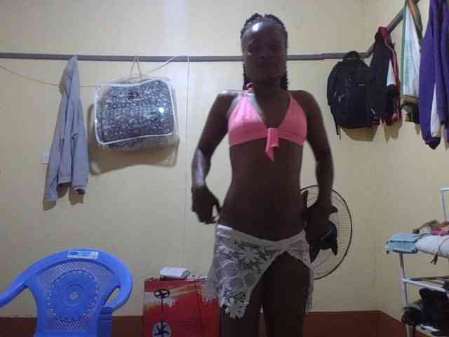 Maggieh22 webcam