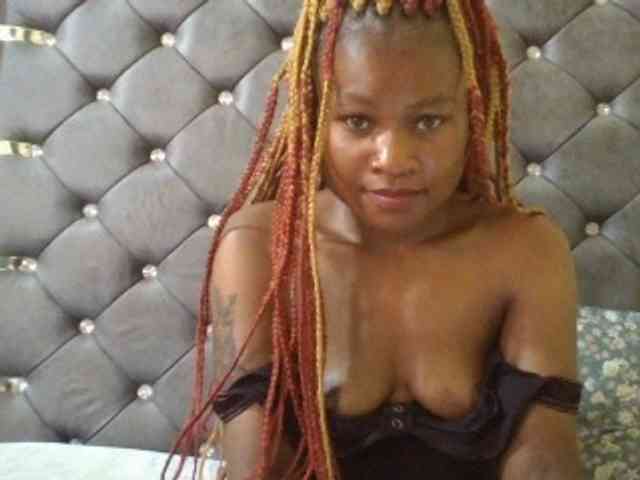 Maggieh22 webcam