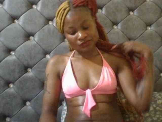 Maggieh22 webcam