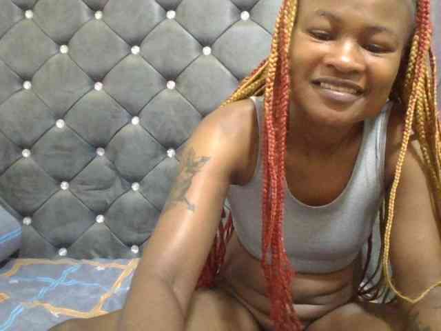 Maggieh22 webcam